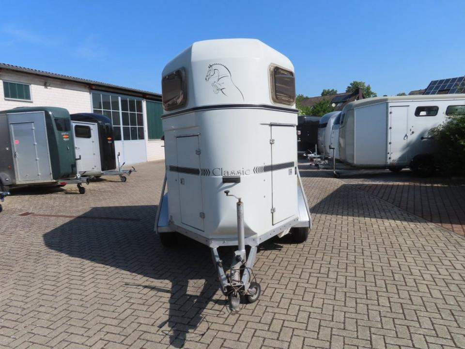 Pferdeanhänger Böckmann Classic Sattelkammer TÜV NEU - Van chevaux: photos 3 Pferdeanhänger Böckmann Classic Sattelkammer TÜV NEU - Van chevaux: photos 3