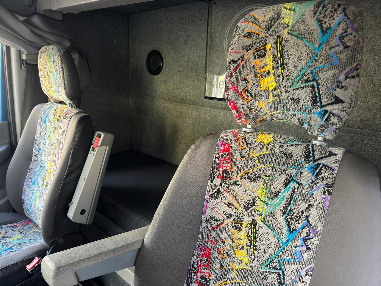 Remorqueuse Mercedes-Benz Sprinter 2.7 CDI ABSCHLEPPWAGEN SCHLAFKABINE: photos 14
