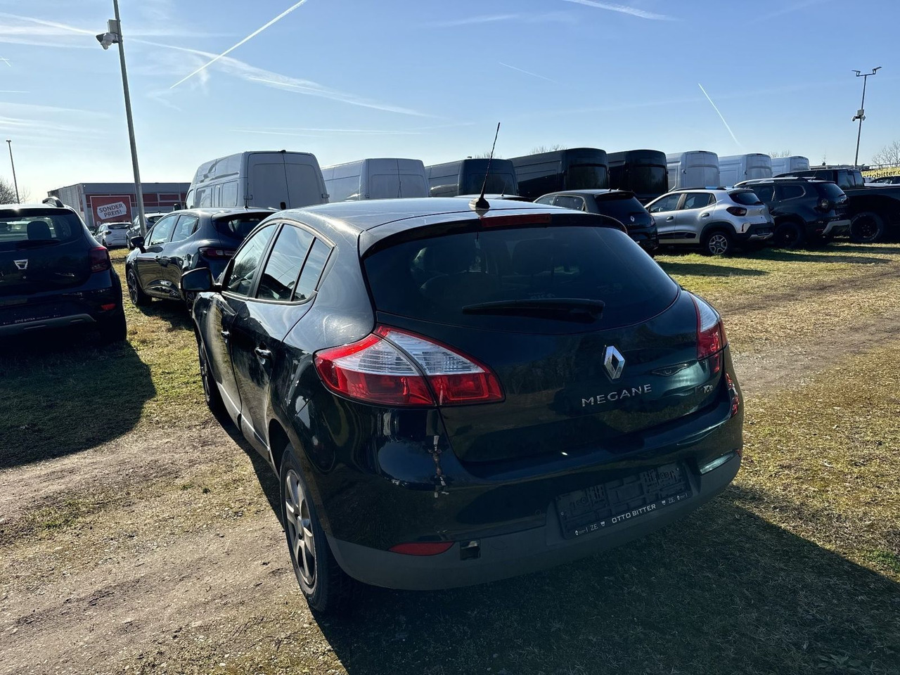 Renault Megane Limited TCe115 +KUPPLUNG DEFEKT/MOTOR OK+ - Berline: photos 2 Renault Megane Limited TCe115 +KUPPLUNG DEFEKT/MOTOR OK+ - Berline: photos 2