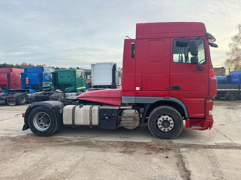 DAF 105 XF 460 Space Cab (MANUAL GEARBOX / BOITE MANUELLE / PERFECT !!!) - Tracteur routier: photos 4 DAF 105 XF 460 Space Cab (MANUAL GEARBOX / BOITE MANUELLE / PERFECT !!!) - Tracteur routier: photos 4