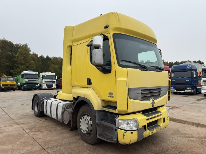 Renault Premium 440 DXI (MANUAL GEARBOX / BOITE MANUELLE) - Tracteur routier: photos 3 Renault Premium 440 DXI (MANUAL GEARBOX / BOITE MANUELLE) - Tracteur routier: photos 3