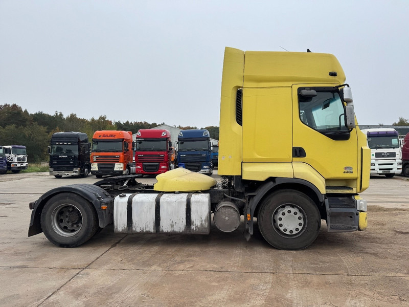 Renault Premium 440 DXI (MANUAL GEARBOX / BOITE MANUELLE) - Tracteur routier: photos 4 Renault Premium 440 DXI (MANUAL GEARBOX / BOITE MANUELLE) - Tracteur routier: photos 4