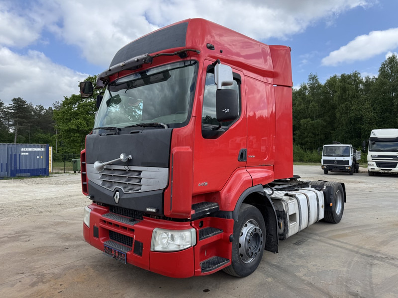 Renault Premium 440 DXI (MANUAL GEARBOX / BOITE MANUELLE) - Tracteur routier: photos 1 Renault Premium 440 DXI (MANUAL GEARBOX / BOITE MANUELLE) - Tracteur routier: photos 1