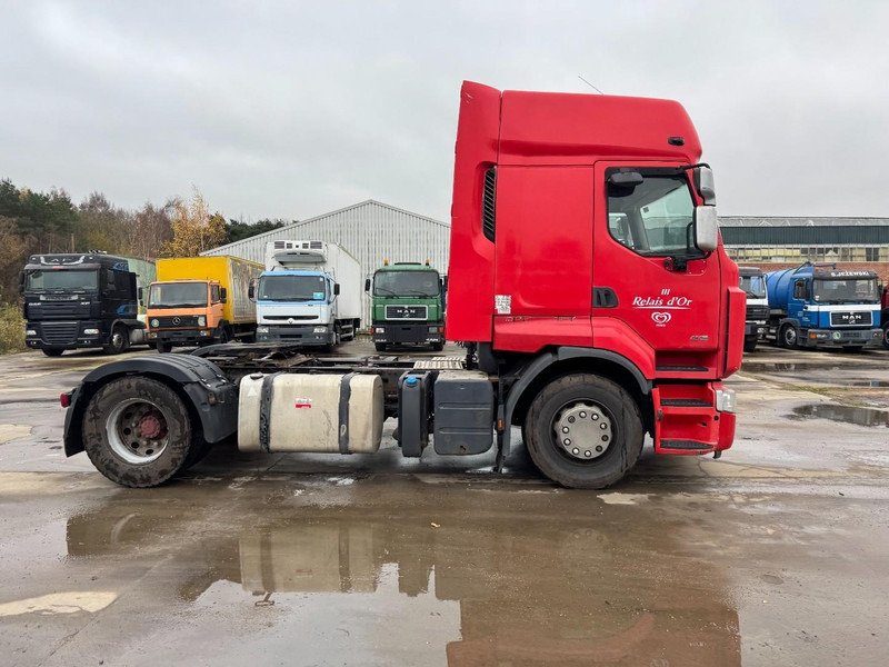 Renault Premium 450 DXI (MANUAL GEARBOX / BOITE MANUELLE / PTO / HYDRAULIQUE POUR BENNE) - Tracteur routier: photos 4 Renault Premium 450 DXI (MANUAL GEARBOX / BOITE MANUELLE / PTO / HYDRAULIQUE POUR BENNE) - Tracteur routier: photos 4