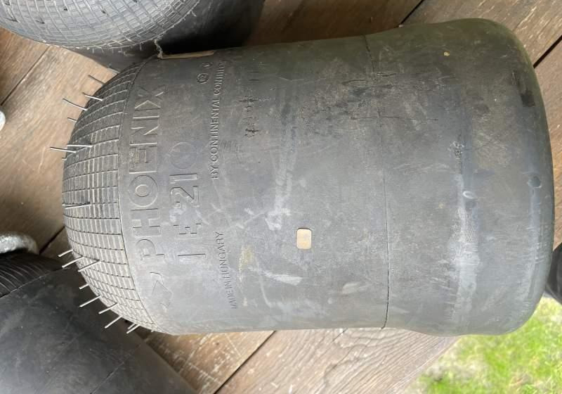 Mercedes-Benz Tourimo - Suspension pneumatique pour Bus: photos 2 Mercedes-Benz Tourimo - Suspension pneumatique pour Bus: photos 2