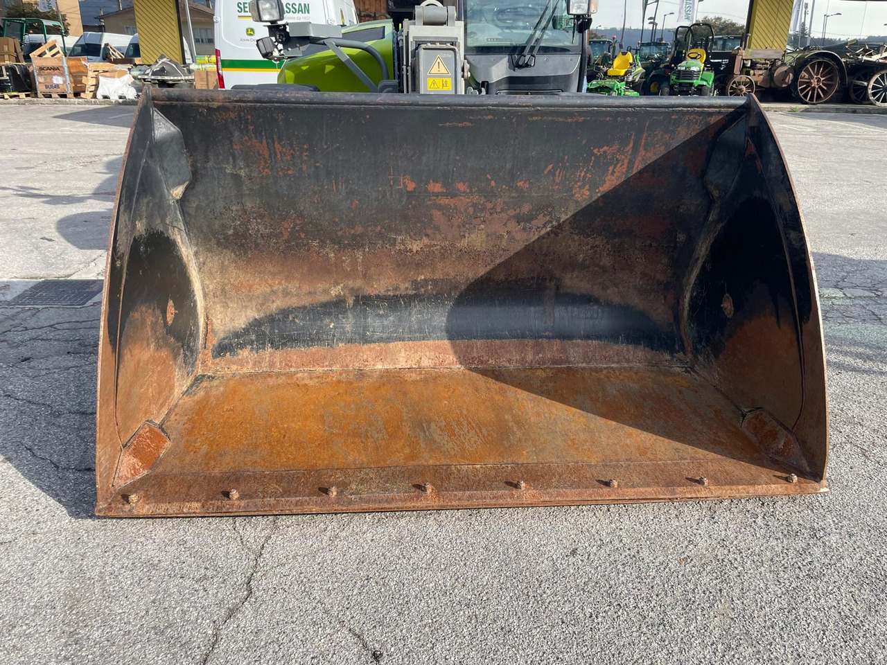 CLAAS TELESCOPICO SCORPION 10.33 - Chariot télescopique: photos 2 CLAAS TELESCOPICO SCORPION 10.33 - Chariot télescopique: photos 2