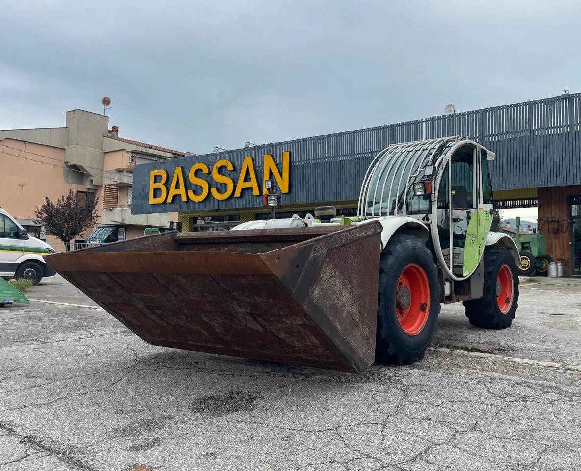 CLAAS TELESCOPICO TARGO K 70 - Chariot télescopique: photos 1 CLAAS TELESCOPICO TARGO K 70 - Chariot télescopique: photos 1