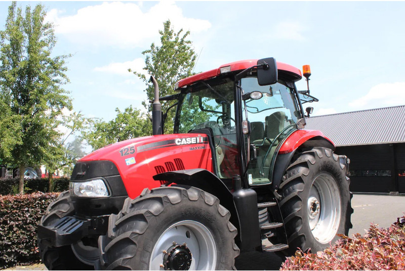 Case IH Maxxum 125 - Tracteur agricole: photos 5 Case IH Maxxum 125 - Tracteur agricole: photos 5