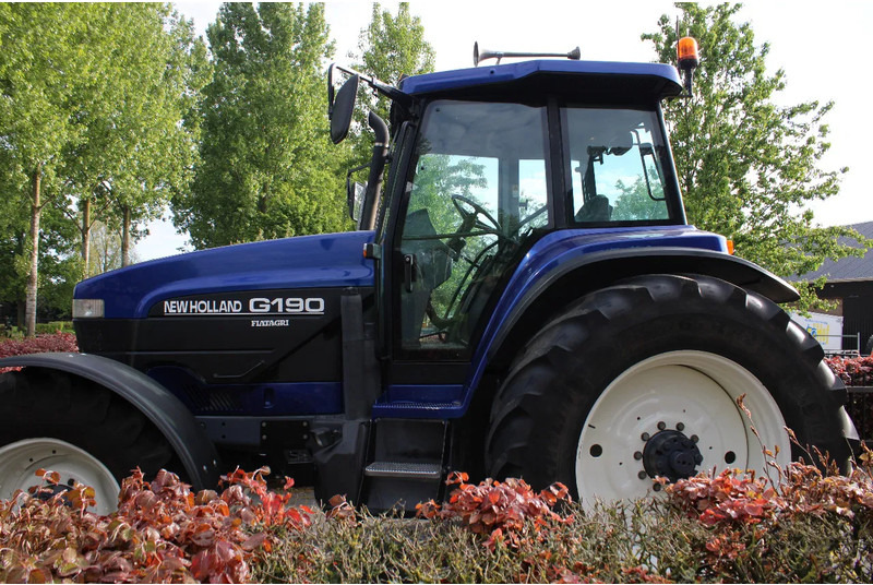Tracteur agricole New Holland G 190: photos 7