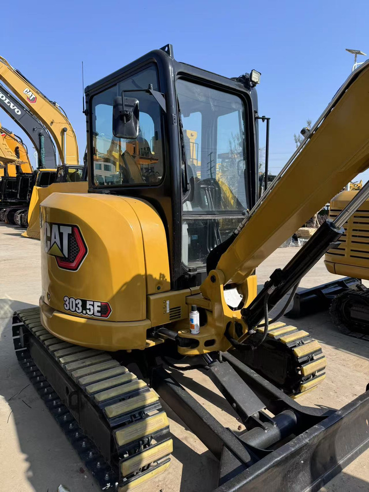 CATERPILLAR Nearly 90% of brand new Caterpillar 303.5 3-ton mini excavators are available for sale. Caterpillar 303.5 305.5 306 307 excavators are also available for sale. - Mini pelle: photos 5 CATERPILLAR Nearly 90% of brand new Caterpillar 303.5 3-ton mini excavators are available for sale. Caterpillar 303.5 305.5 306 307 excavators are also available for sale. - Mini pelle: photos 5