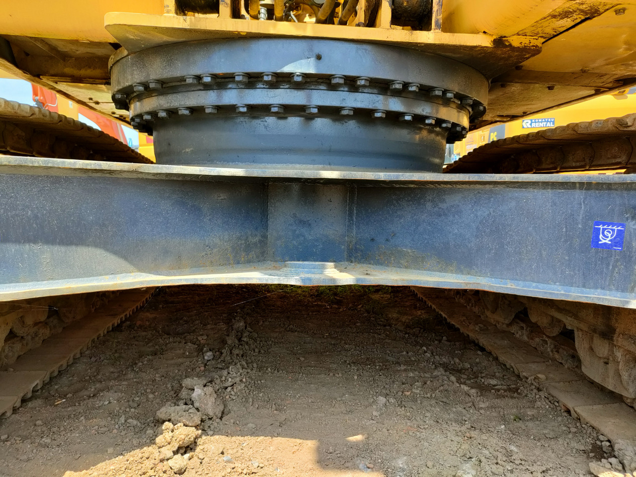 Komatsu 300-7 - Pelle sur chenille: photos 5 Komatsu 300-7 - Pelle sur chenille: photos 5