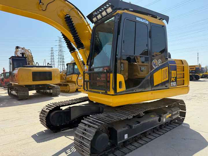 Low Shipping Mini Used Excavator Construction Machine Used komatsu Pc110 - Pelle sur chenille: photos 4 Low Shipping Mini Used Excavator Construction Machine Used komatsu Pc110 - Pelle sur chenille: photos 4