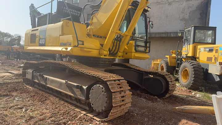 Middle Size Good Condition Used komatsu Pc400-7 Excavator Used komatsu Pc400-7 Excavator in China for Sale - Pelle: photos 4 Middle Size Good Condition Used komatsu Pc400-7 Excavator Used komatsu Pc400-7 Excavator in China for Sale - Pelle: photos 4