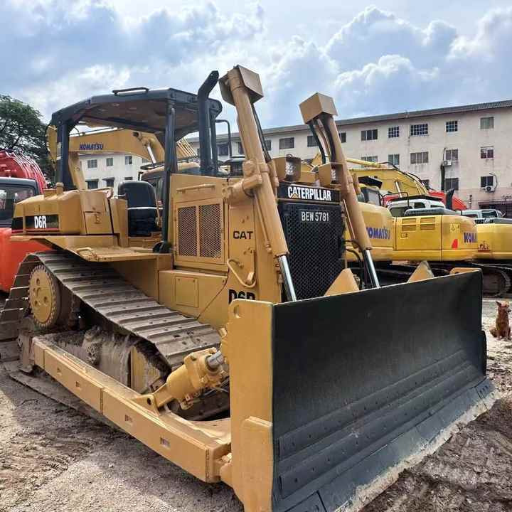 Original Caterpillar D6r Bulldozer Used Caterpillar D5 D6 D7 Bulldozer on Sale High Quality Caterpillar D6r Bulldozer - Bulldozer: photos 5 Original Caterpillar D6r Bulldozer Used Caterpillar D5 D6 D7 Bulldozer on Sale High Quality Caterpillar D6r Bulldozer - Bulldozer: photos 5