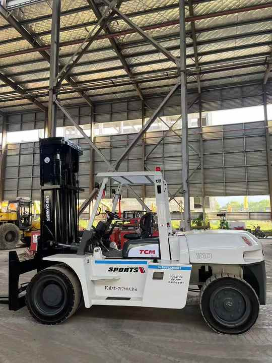 TCM 100 Diesel Forklift 10 Ton | Heavy-Duty Industrial Forklift | Warehouse/Construction Equipment - Chariot élévateur diesel: photos 3 TCM 100 Diesel Forklift 10 Ton | Heavy-Duty Industrial Forklift | Warehouse/Construction Equipment - Chariot élévateur diesel: photos 3