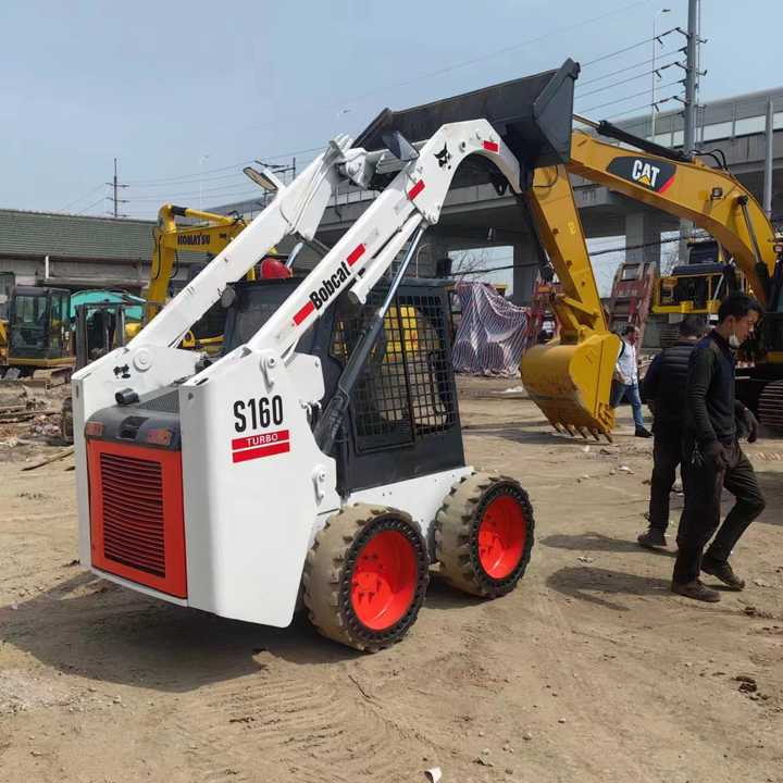 Used Bob Cat Bob Cat S160 Used Mini Skid Steer Wheel Loader Multifunctional Track Loaders Bobcat S160 2.7 Ton - Mini chargeuse: photos 2 Used Bob Cat Bob Cat S160 Used Mini Skid Steer Wheel Loader Multifunctional Track Loaders Bobcat S160 2.7 Ton - Mini chargeuse: photos 2