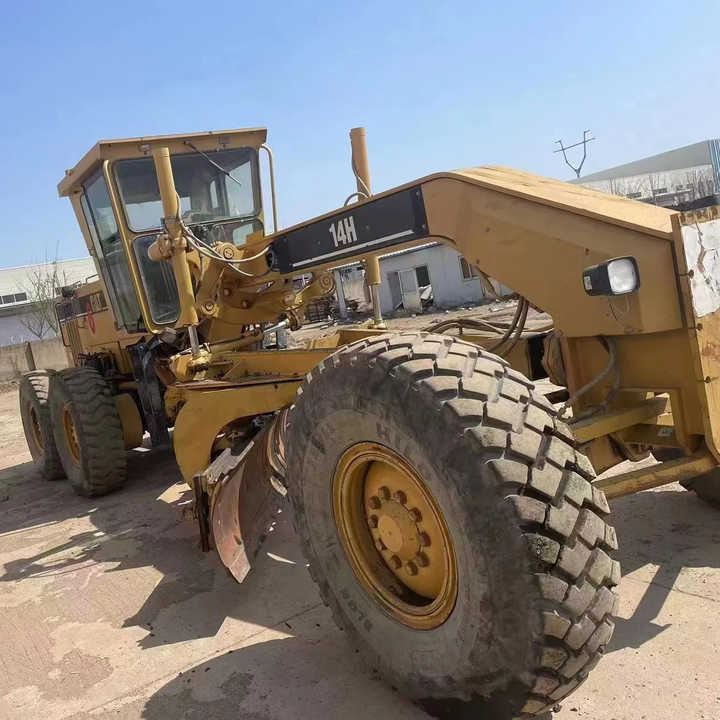 Used Caterpillar 14h Motor Grader Cat14H Very Good Quality Motor Grader Cat 14H Grader Price No Reviews yet - Niveleuse: photos 1 Used Caterpillar 14h Motor Grader Cat14H Very Good Quality Motor Grader Cat 14H Grader Price No Reviews yet - Niveleuse: photos 1