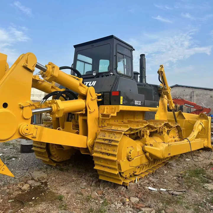 Used China Brand Shantui Sd32 Bulldozer in Stock High Quality Shantui Sd16 22 32 Bulldozer for Sale - Bulldozer: photos 1 Used China Brand Shantui Sd32 Bulldozer in Stock High Quality Shantui Sd16 22 32 Bulldozer for Sale - Bulldozer: photos 1