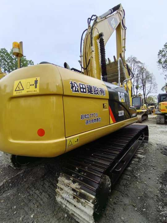 Used Digger CAT 323DL Construction Machinery Construction Digger Used CAT 323DL Cheap Excavator - Pelle sur chenille: photos 4 Used Digger CAT 323DL Construction Machinery Construction Digger Used CAT 323DL Cheap Excavator - Pelle sur chenille: photos 4