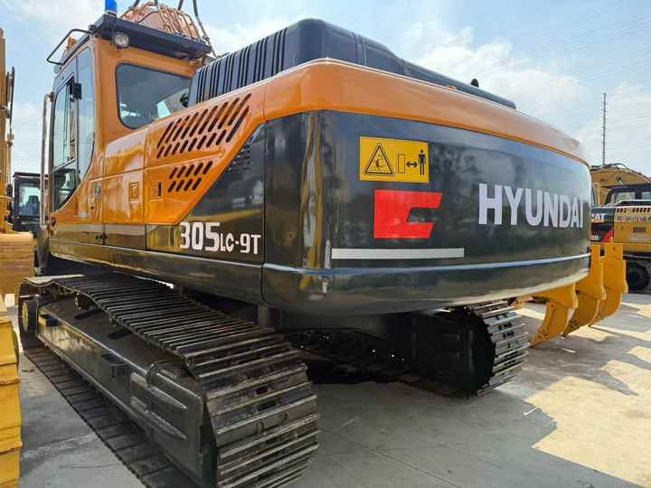 Used HYUNDAI305lc-9c Hydraulic Excavator with Excellent Performance hyundai Running Working Condition Low Price for Sale - Pelle: photos 5 Used HYUNDAI305lc-9c Hydraulic Excavator with Excellent Performance hyundai Running Working Condition Low Price for Sale - Pelle: photos 5