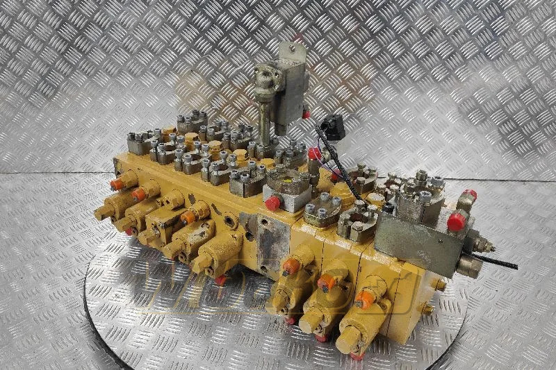 Caterpillar M7-1141-01/5M7-22 171-1971/00959819 - Valve hydraulique pour Engins de chantier: photos 1 Caterpillar M7-1141-01/5M7-22 171-1971/00959819 - Valve hydraulique pour Engins de chantier: photos 1