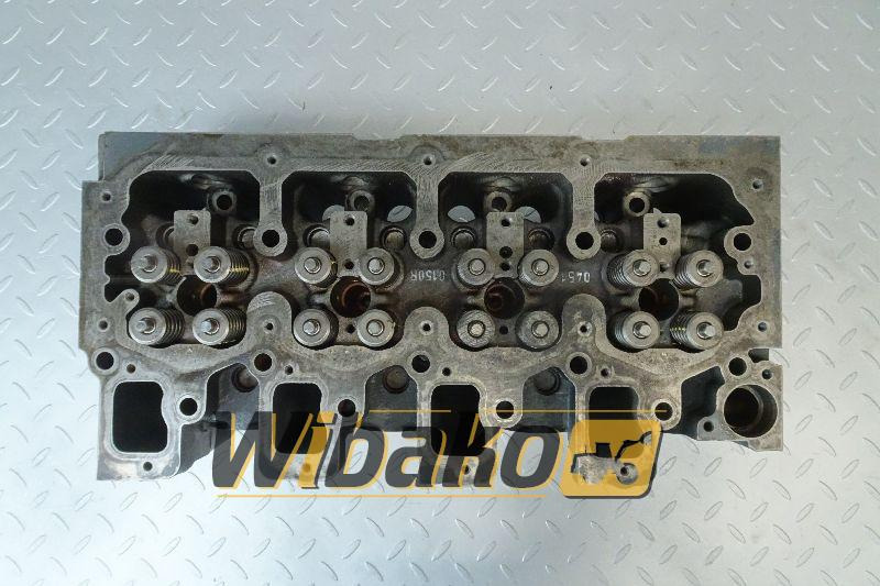 Cylinder head for engine Deutz TCD3.6 L4 04510150R - Culasse pour Engins de chantier: photos 1 Cylinder head for engine Deutz TCD3.6 L4 04510150R - Culasse pour Engins de chantier: photos 1