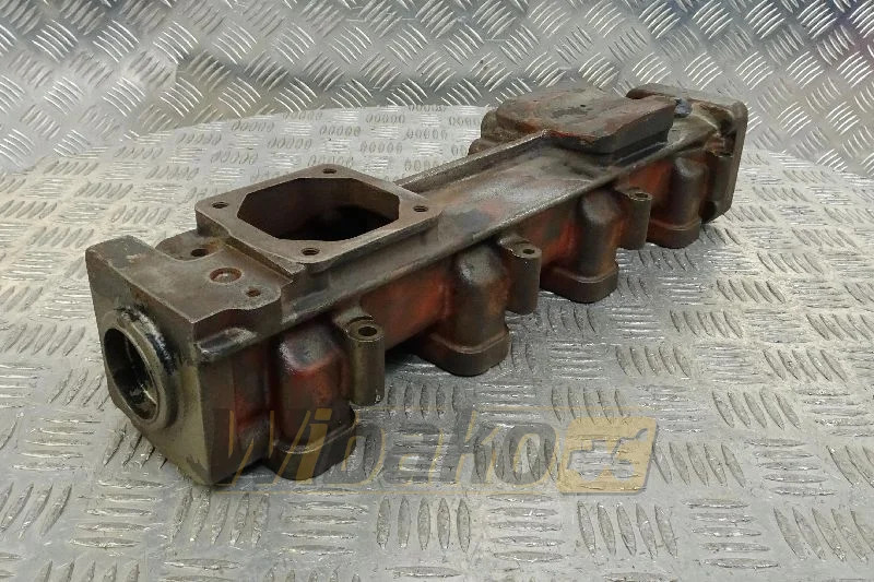 Deutz 04501128 - Collecteur d'admission pour Engins de chantier: photos 1 Deutz 04501128 - Collecteur d'admission pour Engins de chantier: photos 1