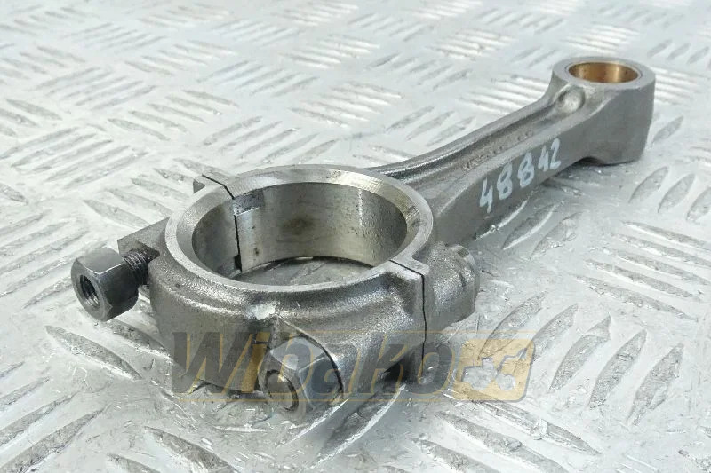 Perkins 404D-15 115256920/KP740-26 - Bielle pour Engins de chantier: photos 1 Perkins 404D-15 115256920/KP740-26 - Bielle pour Engins de chantier: photos 1