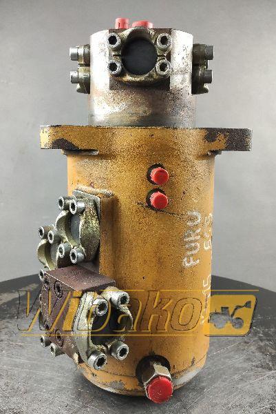Swing joint (Svivel joint) Furukawa 645 - Transmission pour Engins de chantier: photos 1 Swing joint (Svivel joint) Furukawa 645 - Transmission pour Engins de chantier: photos 1