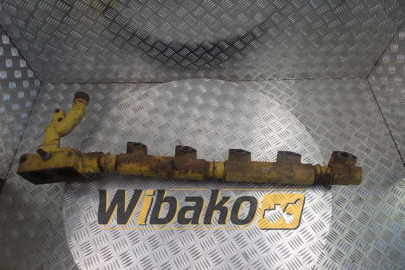 Water mainfold Komatsu S6D125-1 6150-11-8111 - Collecteur d'admission pour Engins de chantier: photos 1 Water mainfold Komatsu S6D125-1 6150-11-8111 - Collecteur d'admission pour Engins de chantier: photos 1