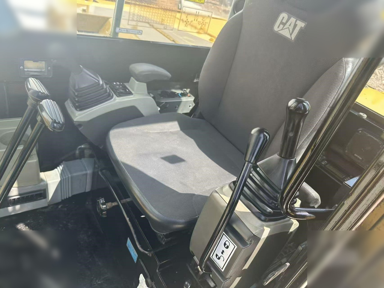 Pelle sur chenille CATERPILLAR 306E2: photos 15 Pelle sur chenille CATERPILLAR 306E2: photos 15