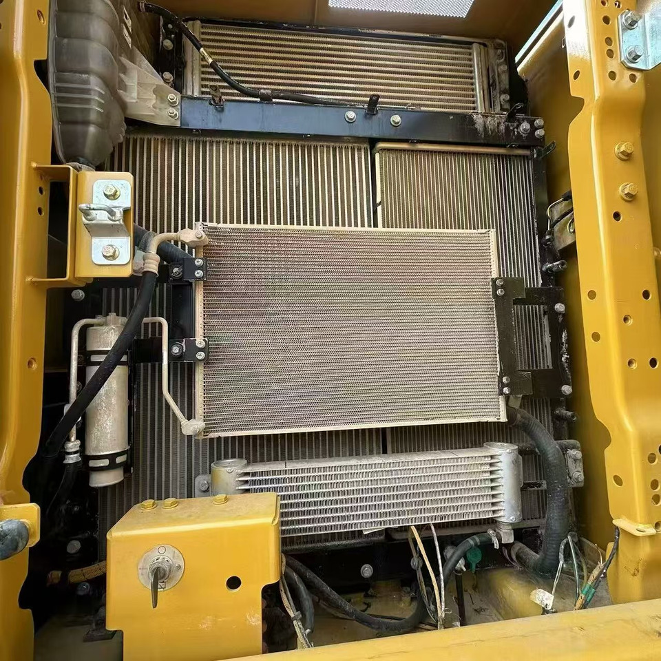 Pelle sur chenille CATERPILLAR 320GC: photos 10 Pelle sur chenille CATERPILLAR 320GC: photos 10