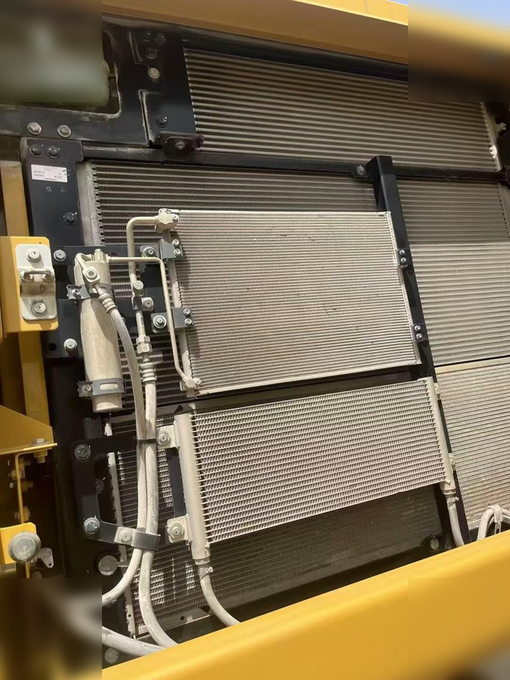 Pelle sur chenille CATERPILLAR 336GC: photos 14