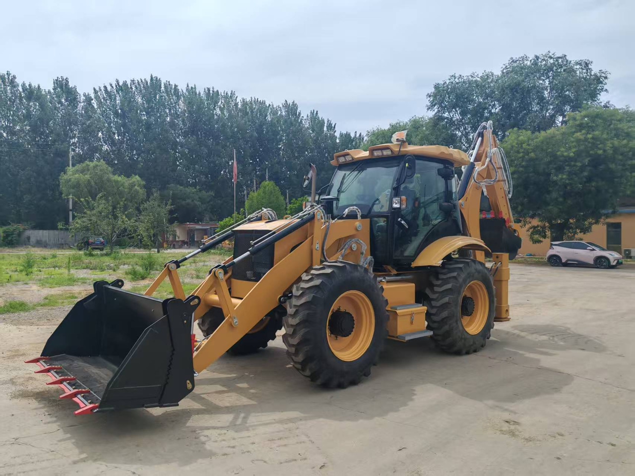 CATERPILLAR 4CX - Tractopelle: photos 5 CATERPILLAR 4CX - Tractopelle: photos 5