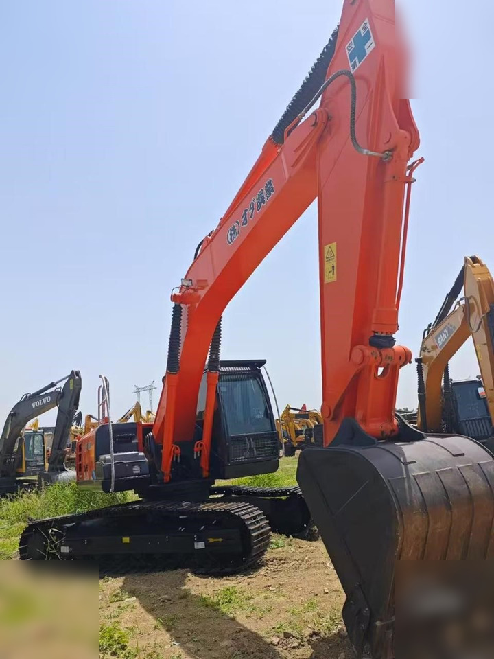 HITACHI ZX240 - Pelle sur chenille: photos 2 HITACHI ZX240 - Pelle sur chenille: photos 2