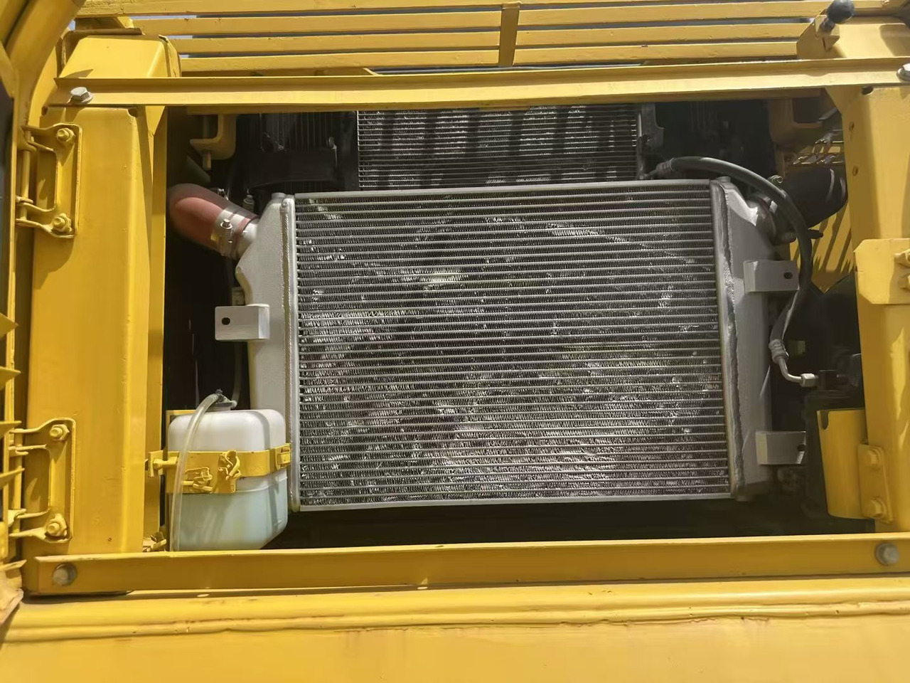 Pelle sur chenille KOMATSU 350: photos 15