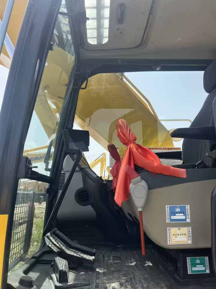 Pelle sur chenille KOMATSU pc200: photos 18