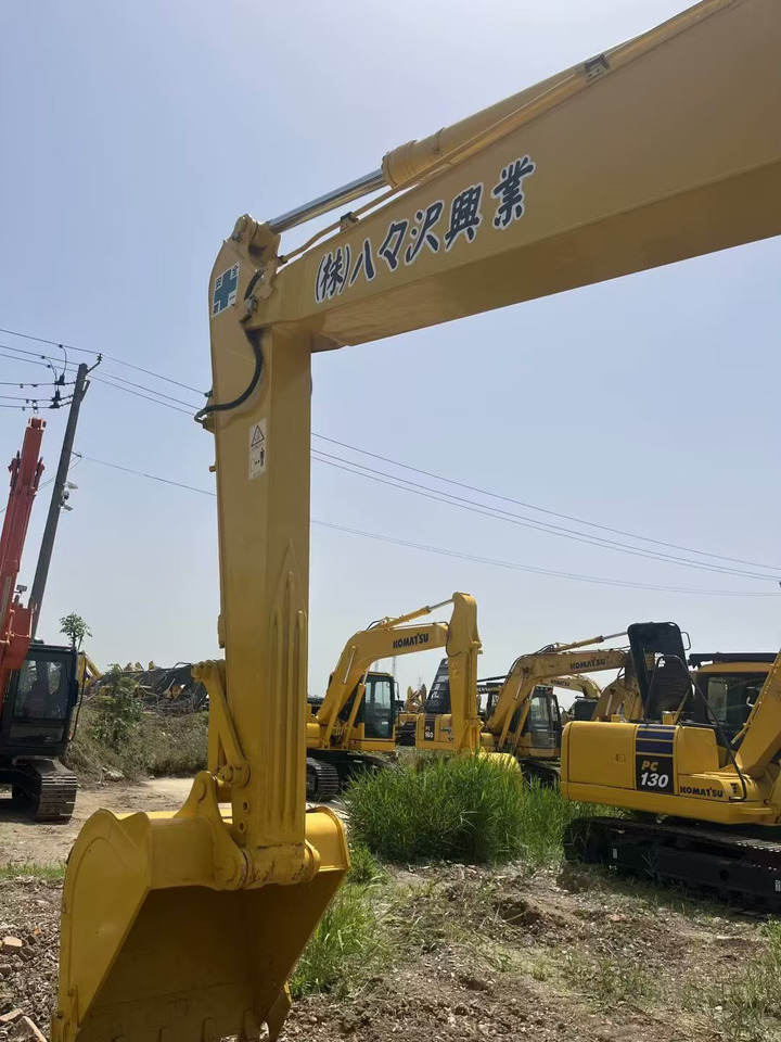Pelle sur chenille KOMATSU pc200: photos 15