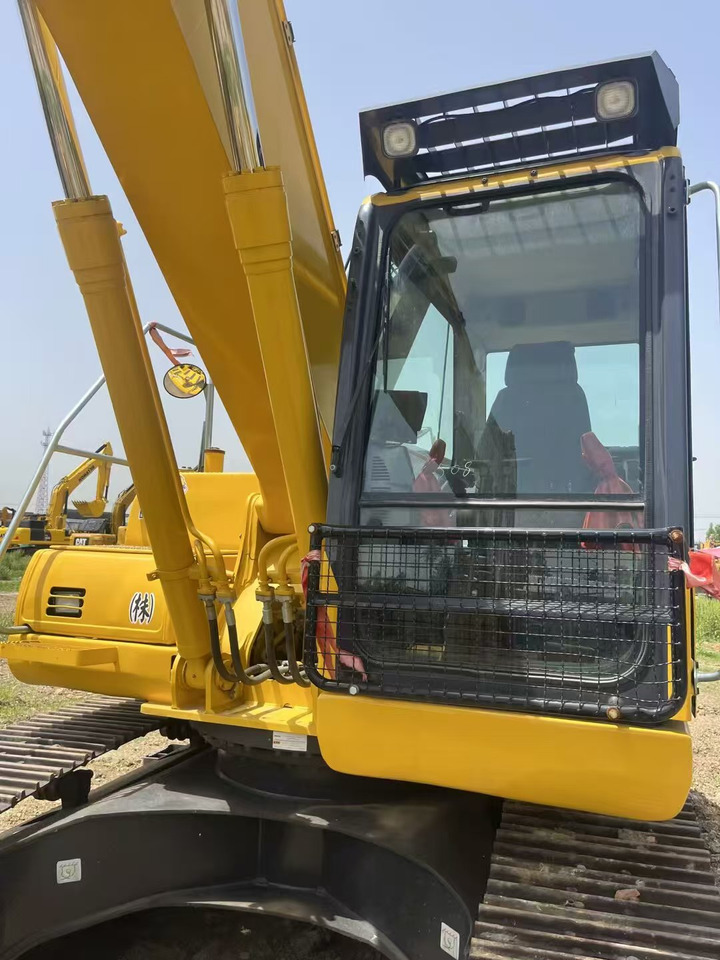 Pelle sur chenille KOMATSU pc200: photos 10