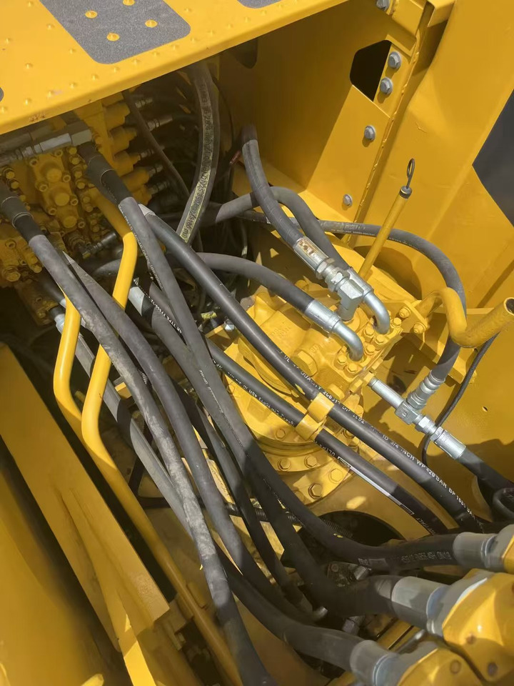 Pelle sur chenille KOMATSU pc200: photos 22