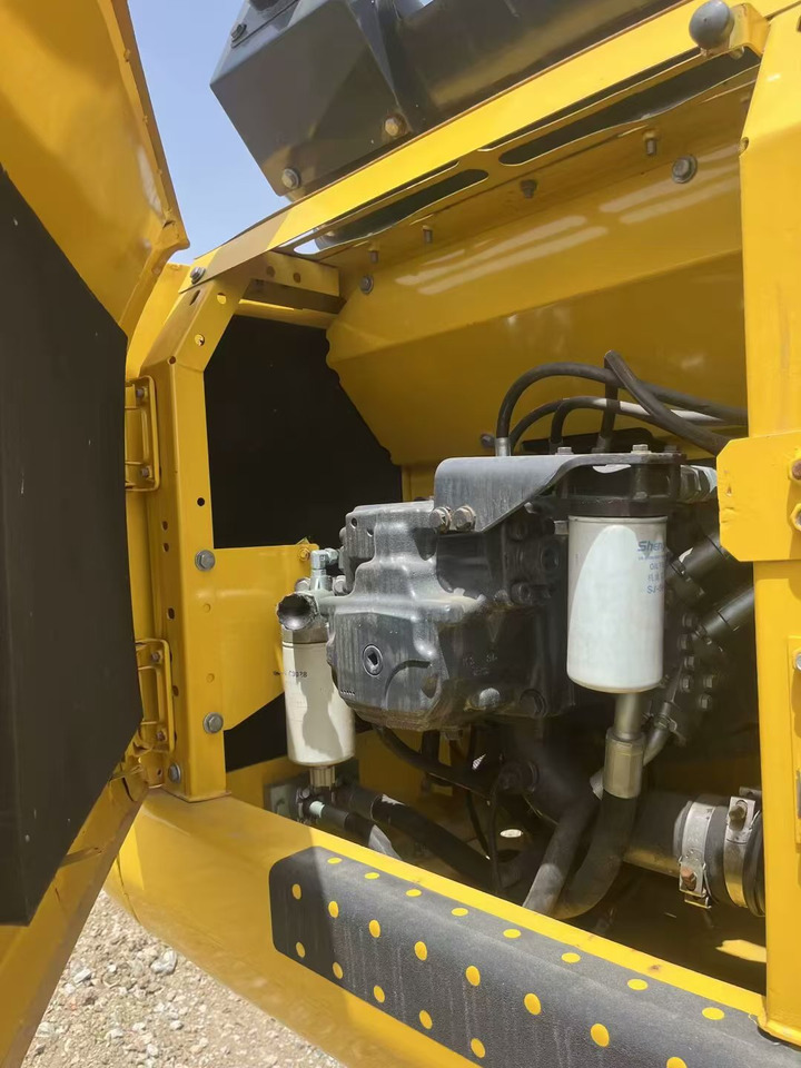 Pelle sur chenille KOMATSU pc200: photos 20