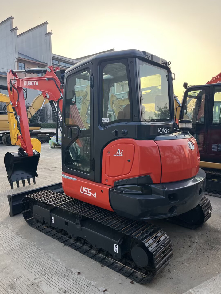 KUBOTA U55-4 - Mini pelle: photos 3 KUBOTA U55-4 - Mini pelle: photos 3