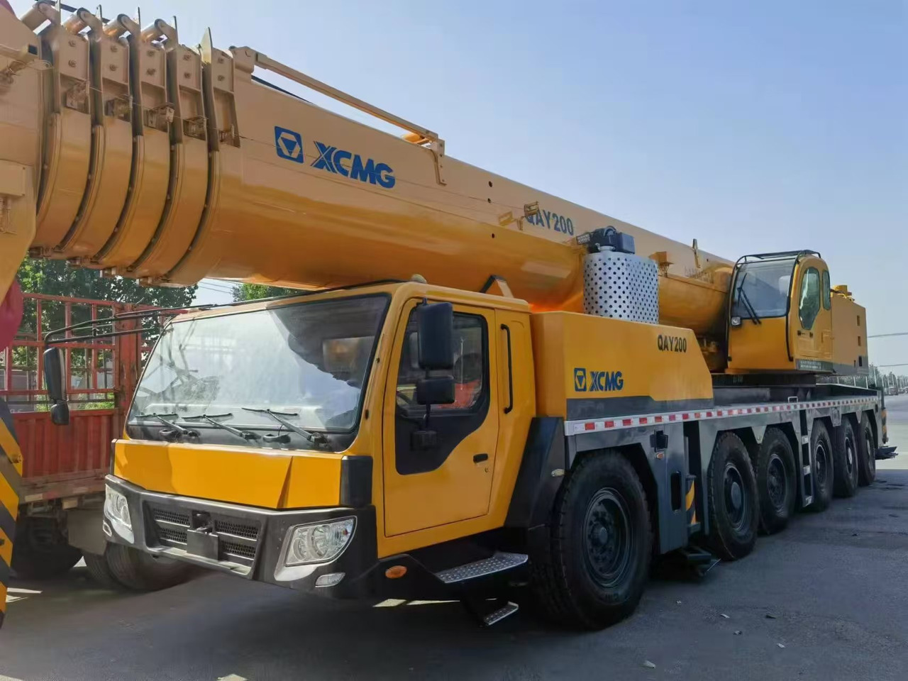 XCMG 200-TON - Grue mobile: photos 4 XCMG 200-TON - Grue mobile: photos 4