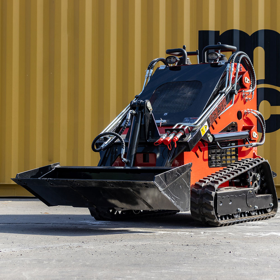 JTSL320 Skid Steer Loader - Chargeuse compacte sur chenilles: photos 1 JTSL320 Skid Steer Loader - Chargeuse compacte sur chenilles: photos 1