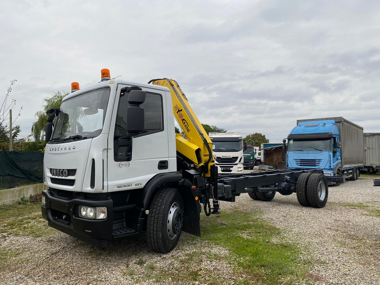 IVECO 180E30 - Châssis cabine: photos 1 IVECO 180E30 - Châssis cabine: photos 1
