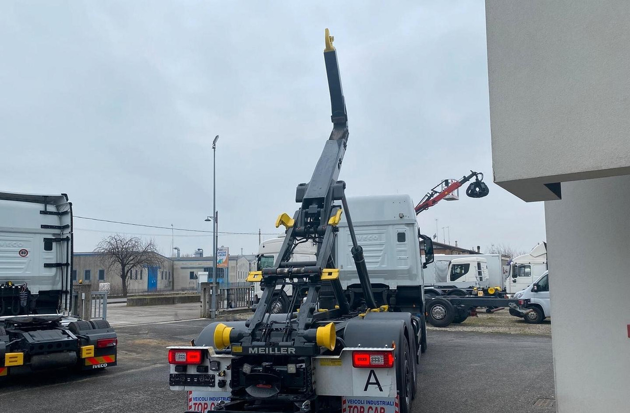 IVECO S-WAY 480 SCARRABILE FULL PNEUMATIC EURO 6 - Camion ampliroll: photos 5 IVECO S-WAY 480 SCARRABILE FULL PNEUMATIC EURO 6 - Camion ampliroll: photos 5