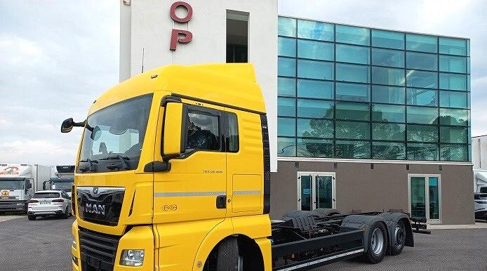 MAN TGX 26.500 EURO 6 2019 A TELAIO FULL OPTIONAL - Châssis cabine: photos 1 MAN TGX 26.500 EURO 6 2019 A TELAIO FULL OPTIONAL - Châssis cabine: photos 1