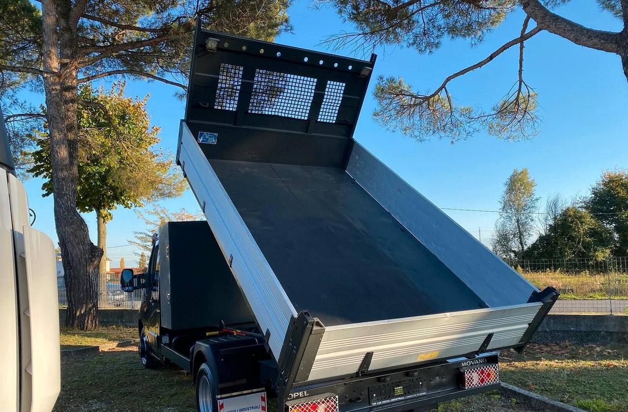 OPEL MOVANO CASSONE RIBALTABILE E PORTA ATTREZZI - Utilitaire benne: photos 5 OPEL MOVANO CASSONE RIBALTABILE E PORTA ATTREZZI - Utilitaire benne: photos 5