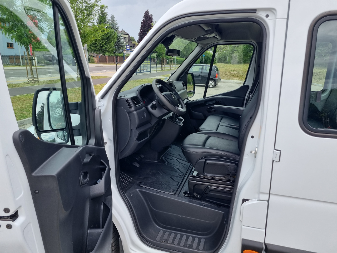 Fourgon plateau RENAULT Master: photos 14