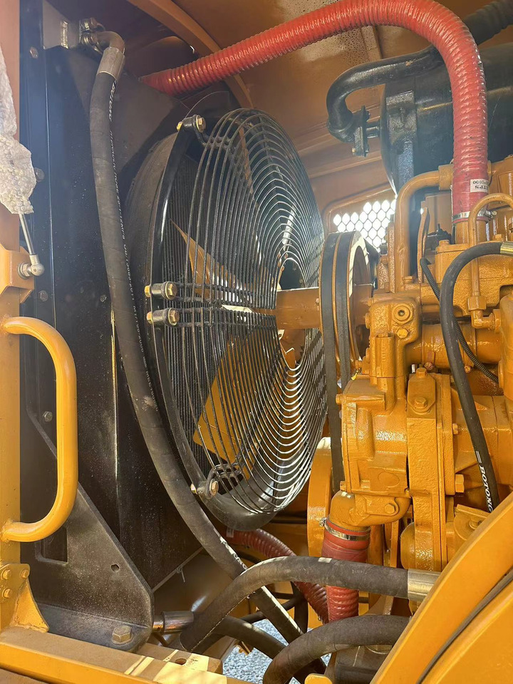 CATERPILLAR 950h in stock good quality ready to work - Chargeuse sur pneus: photos 5 CATERPILLAR 950h in stock good quality ready to work - Chargeuse sur pneus: photos 5